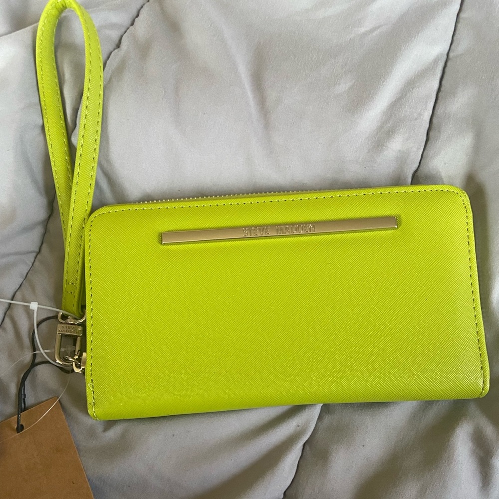 Like green wallet